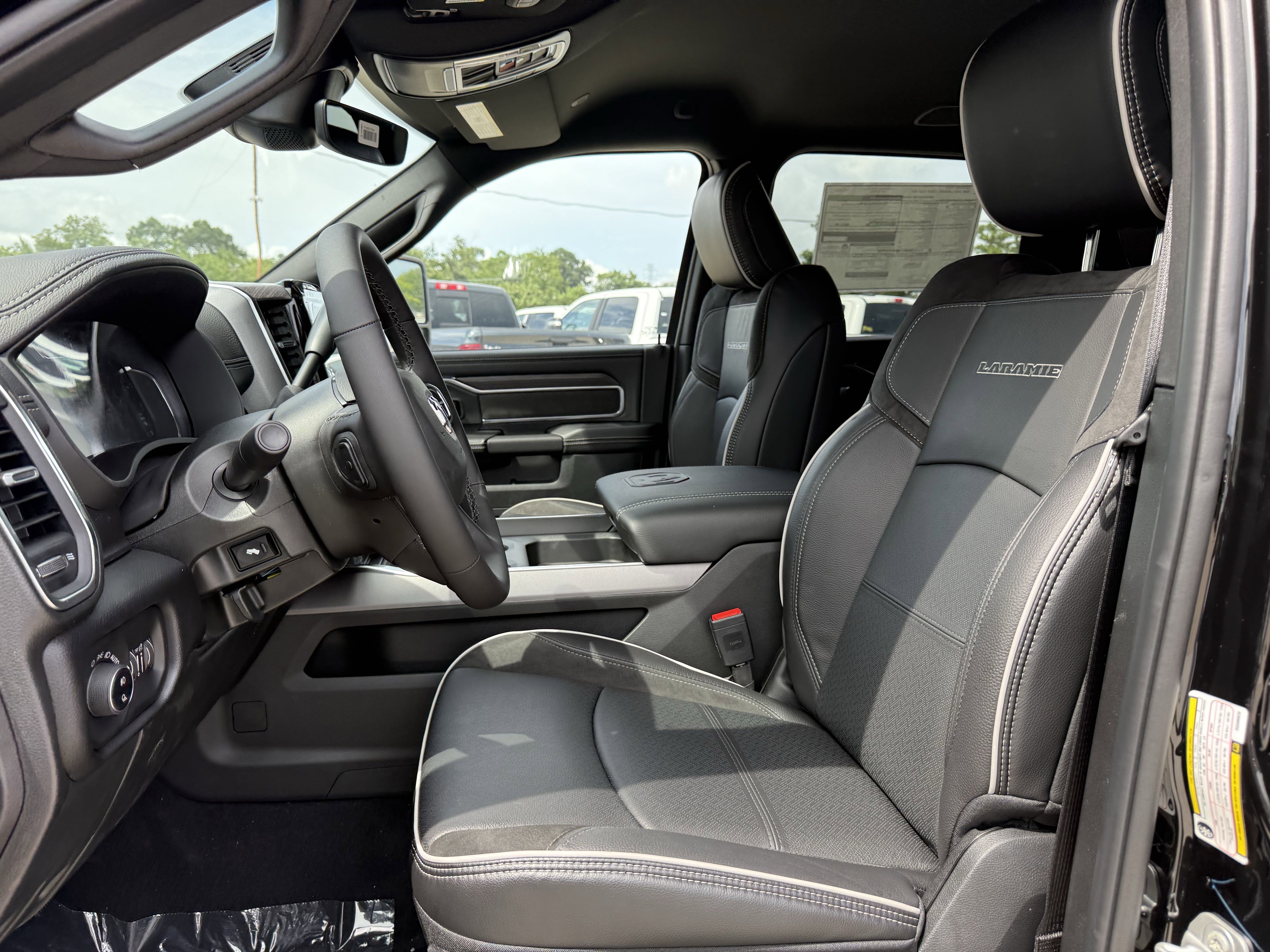 2025 RAM 2500 LARAMIE