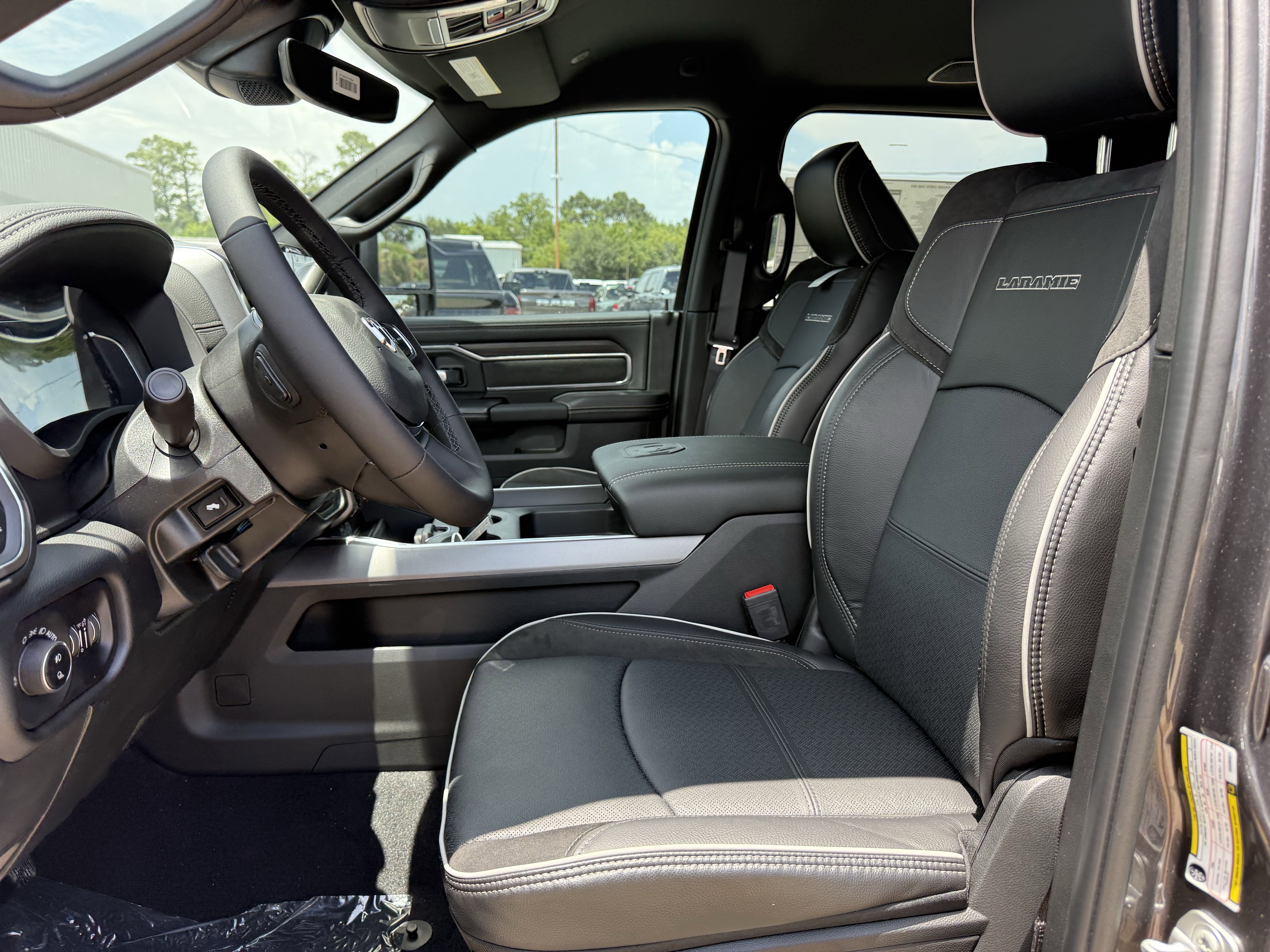 2025 RAM 2500 LARAMIE
