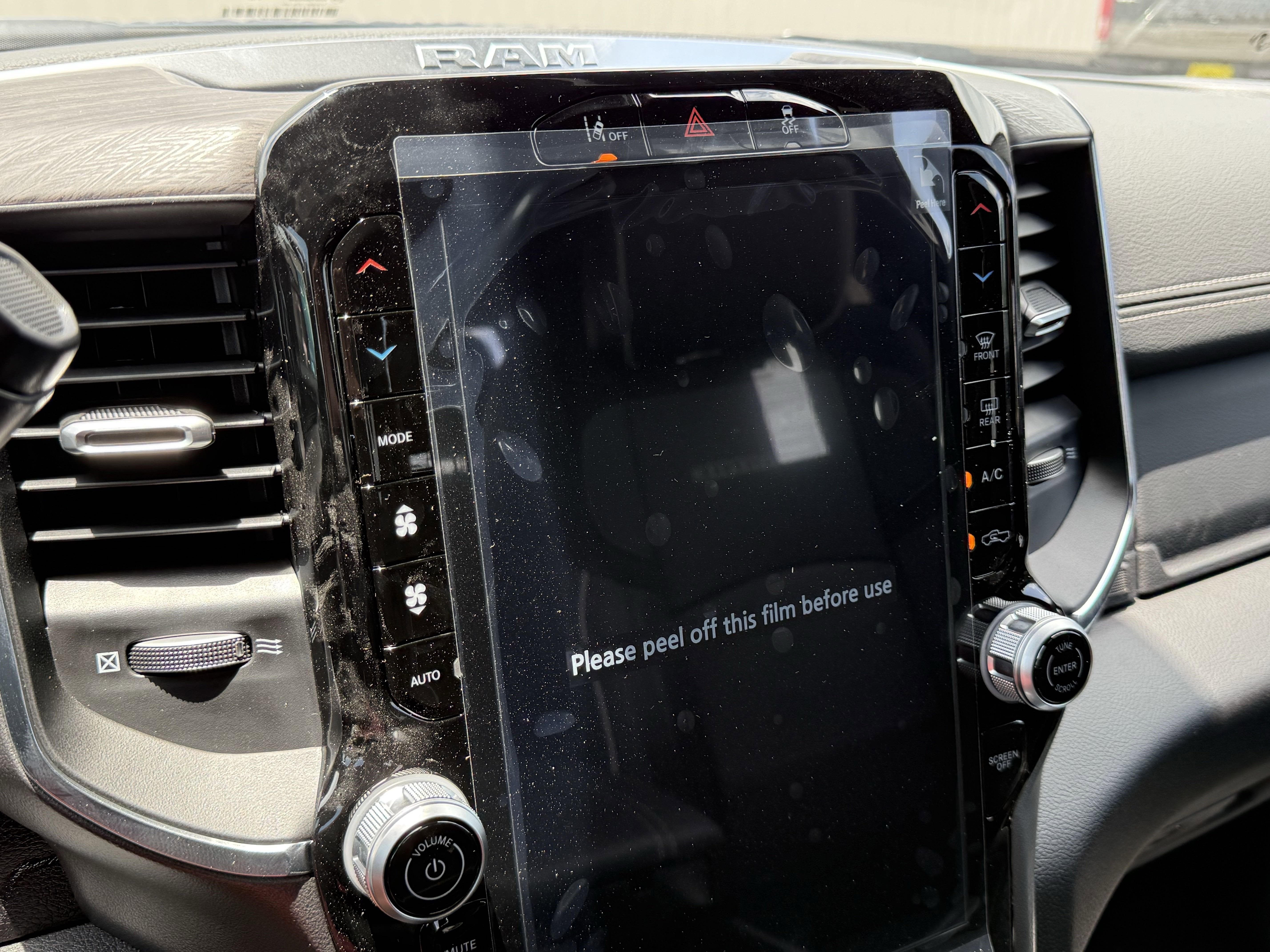 2025 RAM 2500 LARAMIE