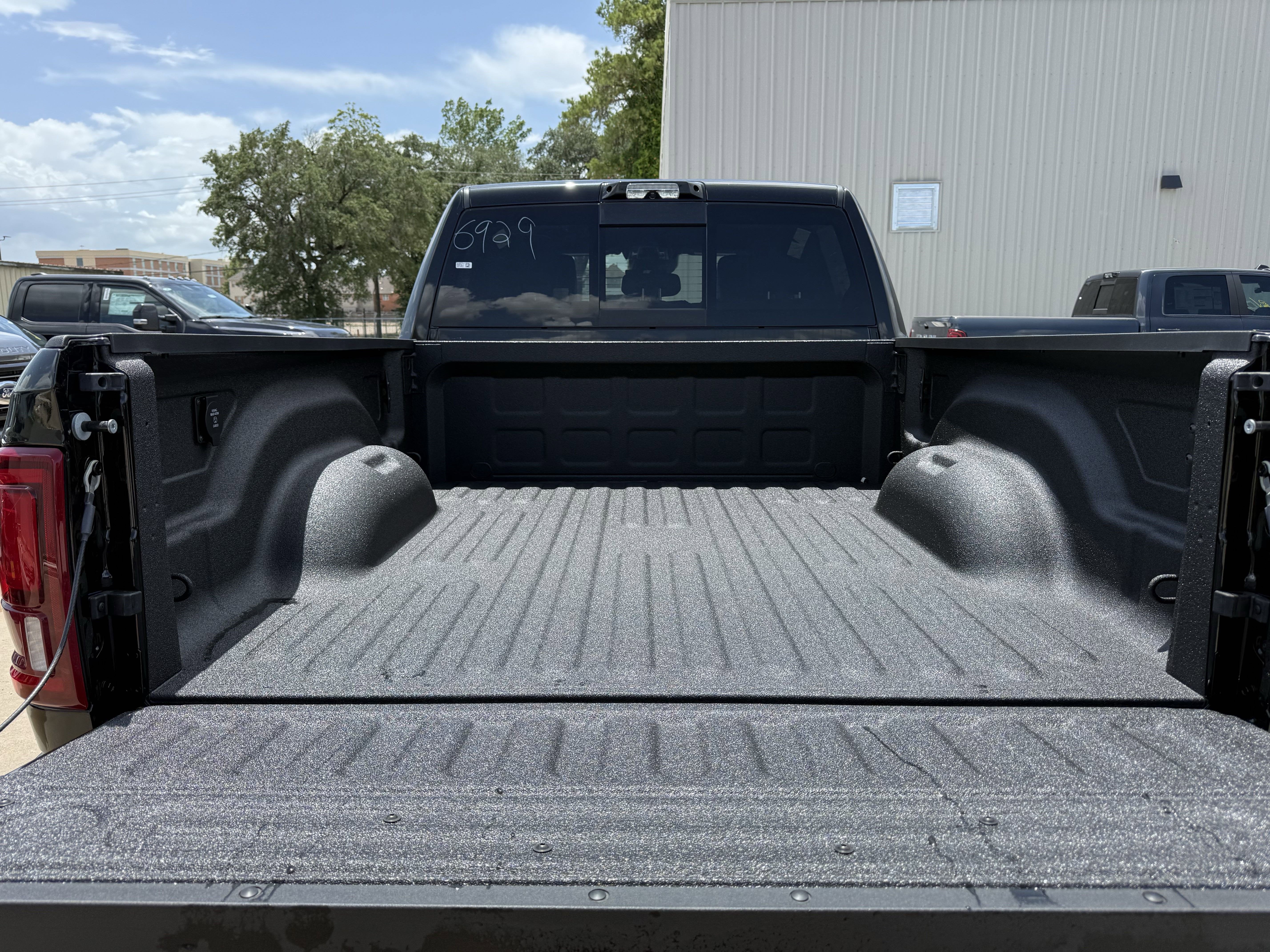 2025 RAM 2500 LARAMIE