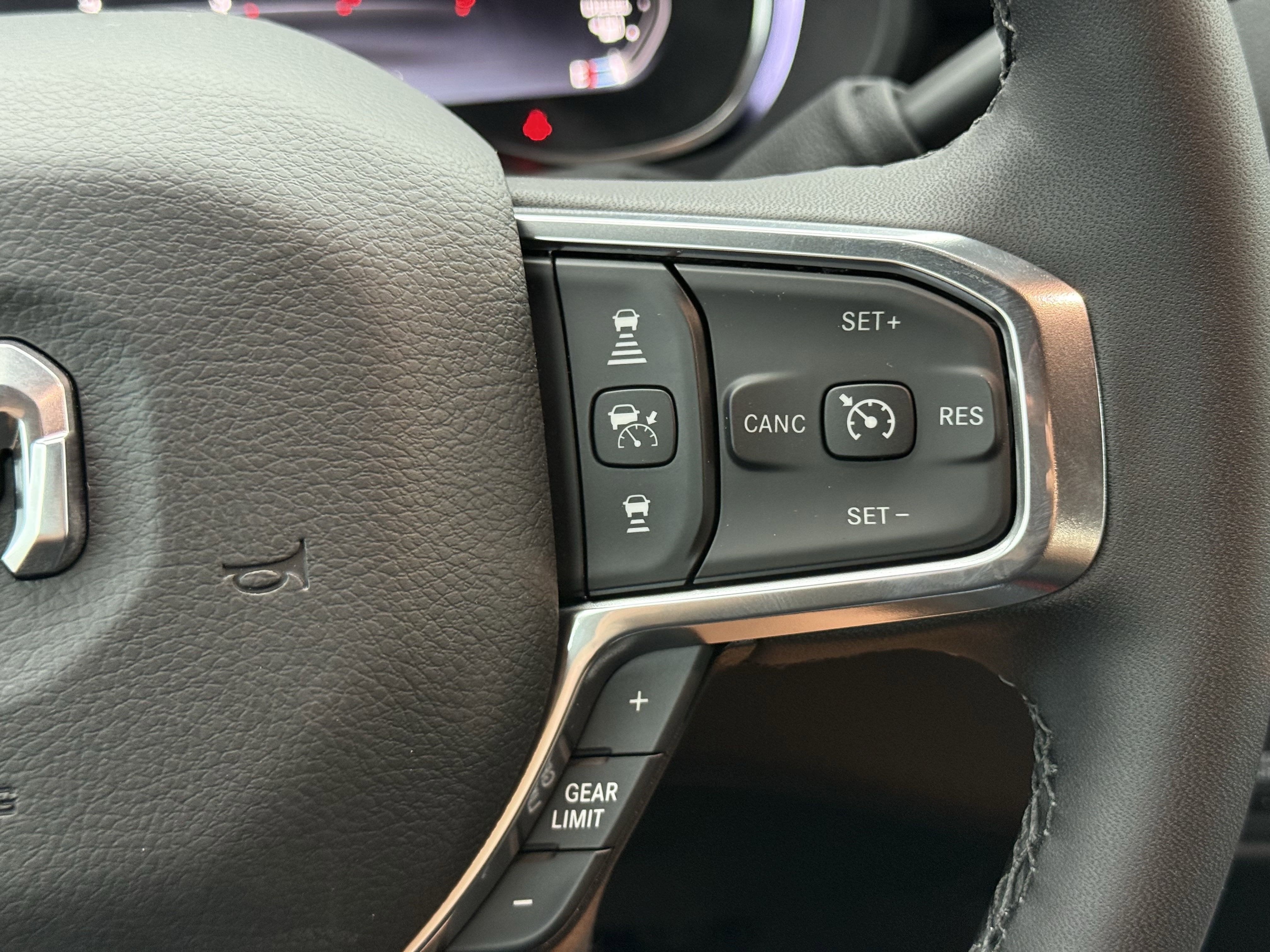 2025 RAM 2500 LARAMIE