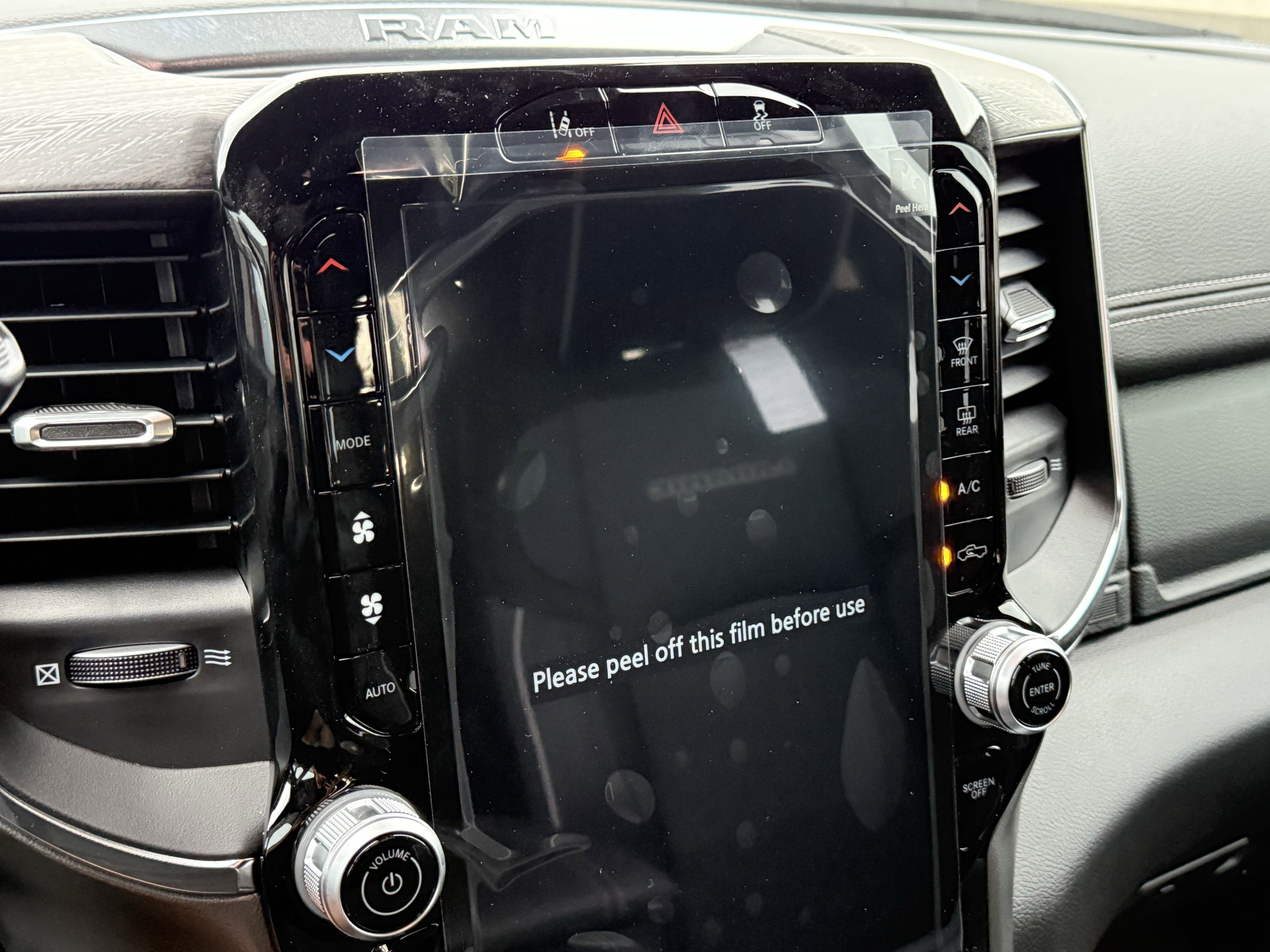 2025 RAM 2500 LARAMIE