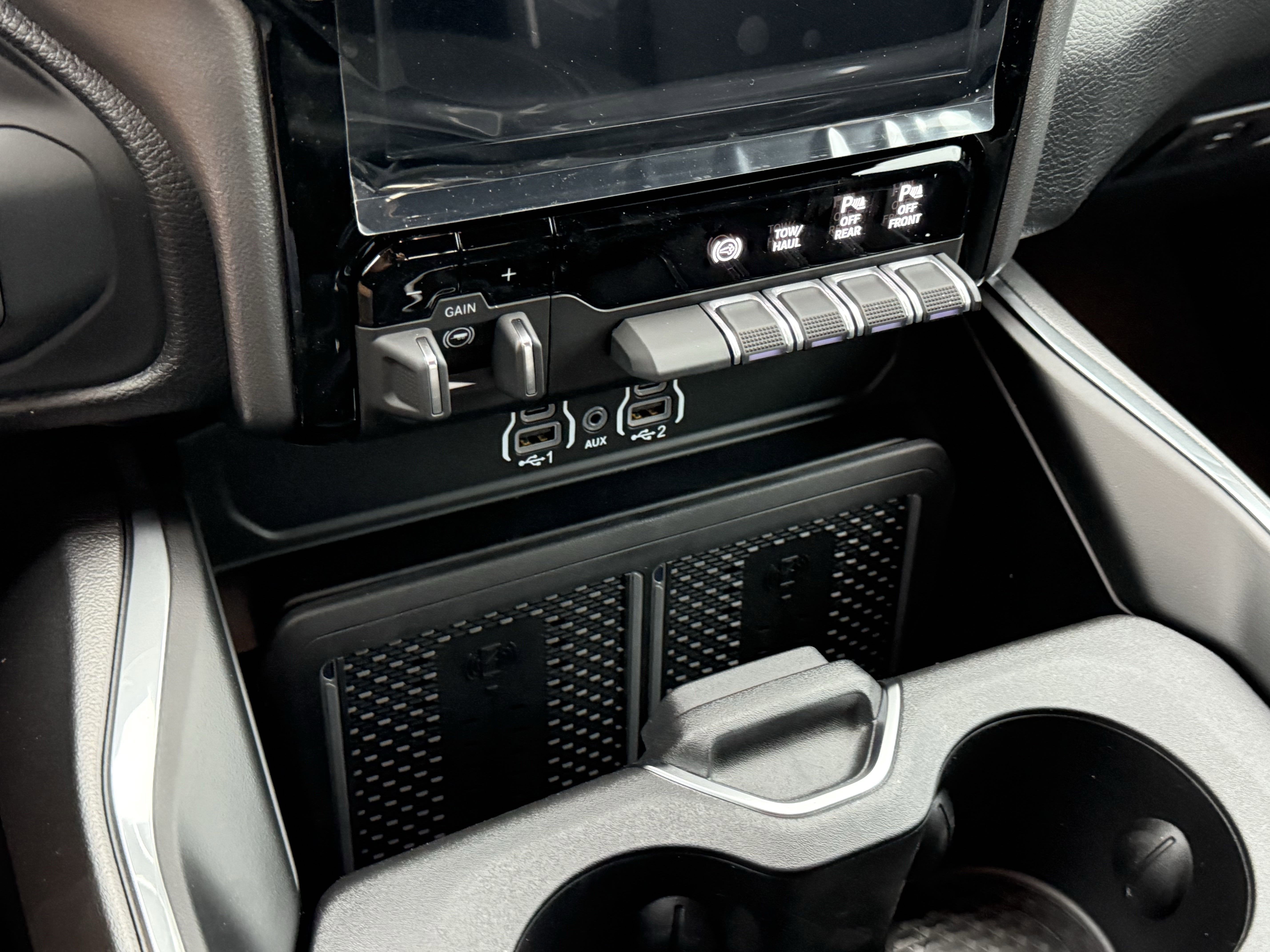 2025 RAM 2500 LARAMIE