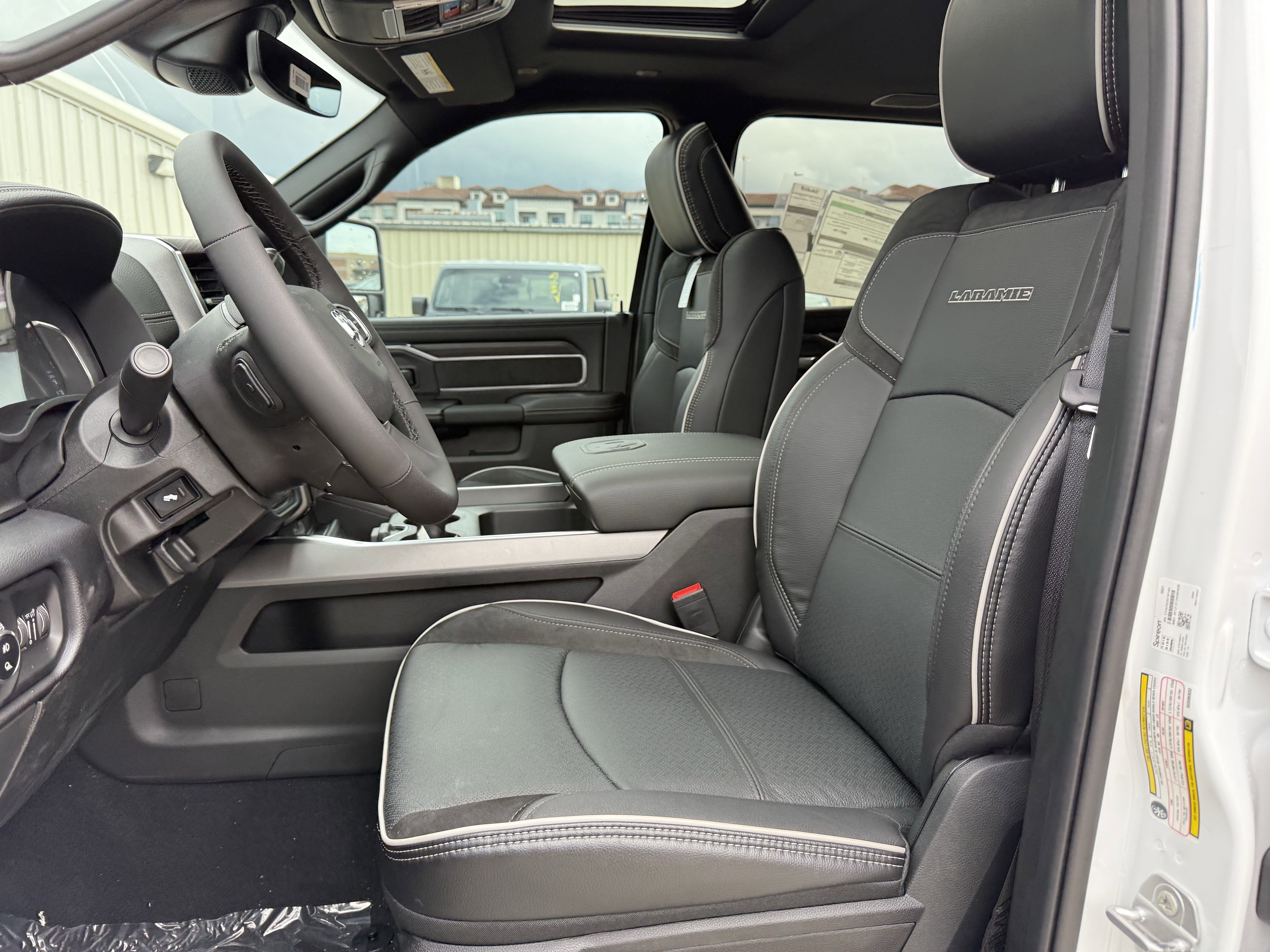 2025 RAM 2500 LARAMIE