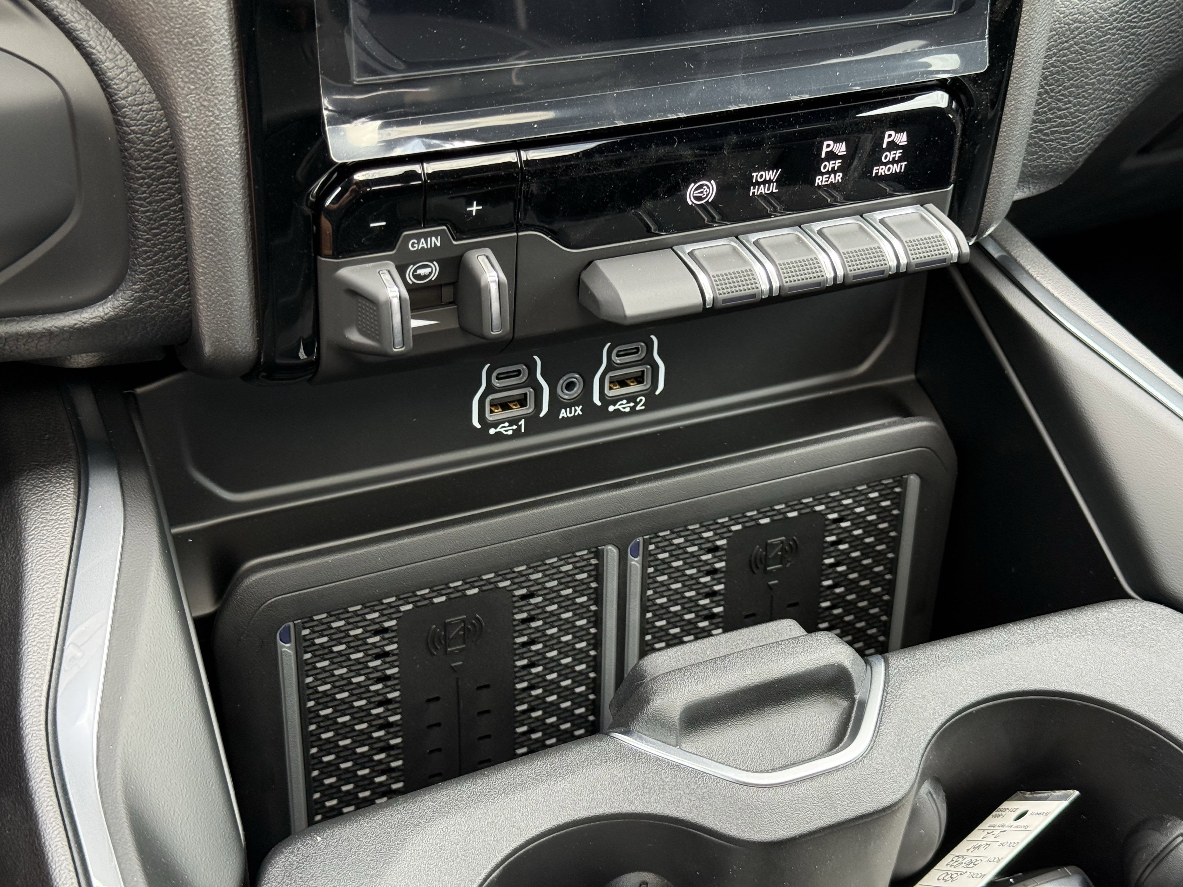 2025 RAM 2500 LARAMIE