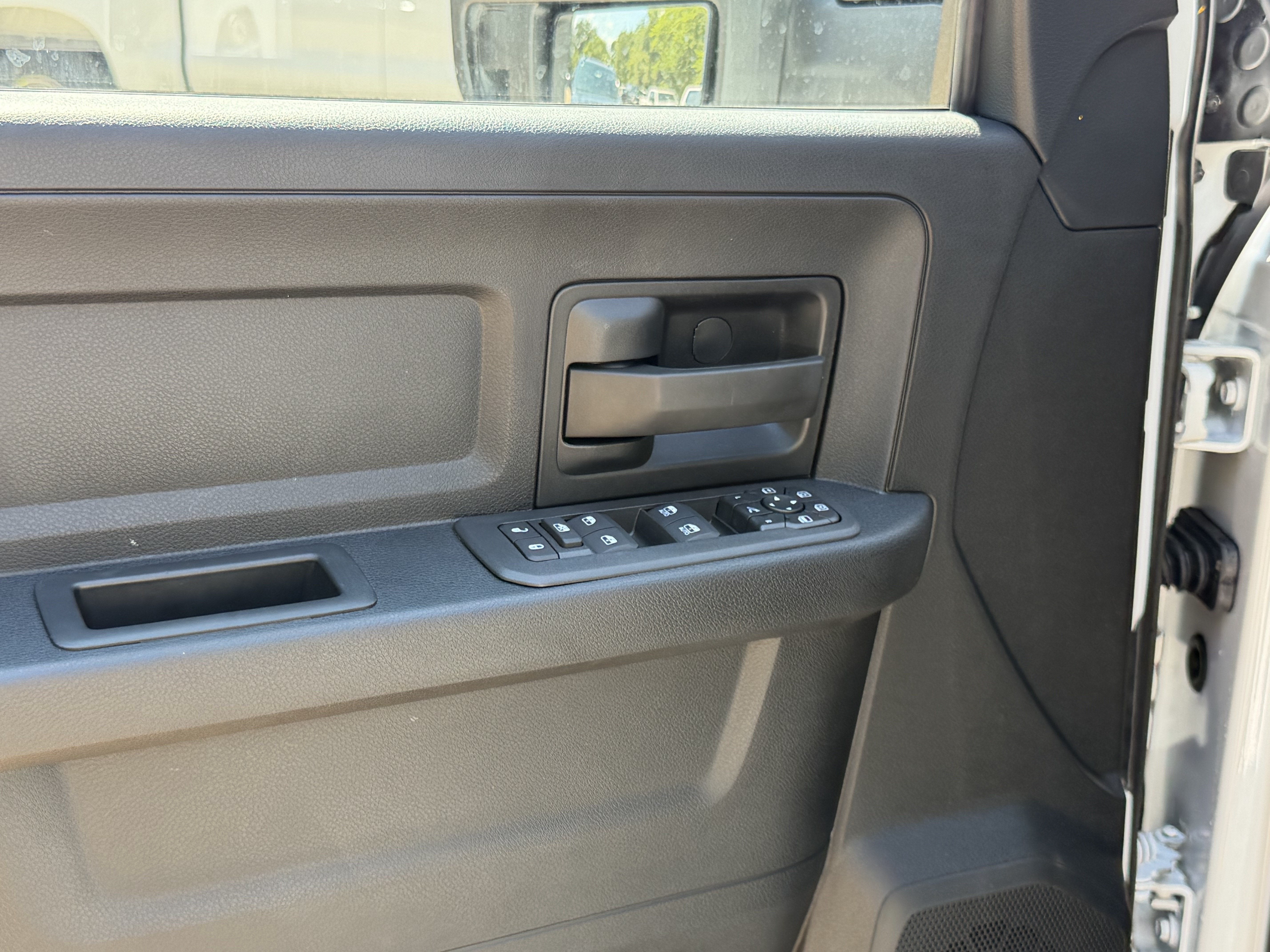 2027 RAM 2500 Black Express