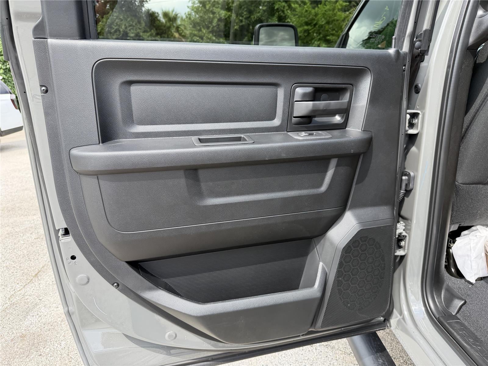 2026 RAM 2500 Black Express