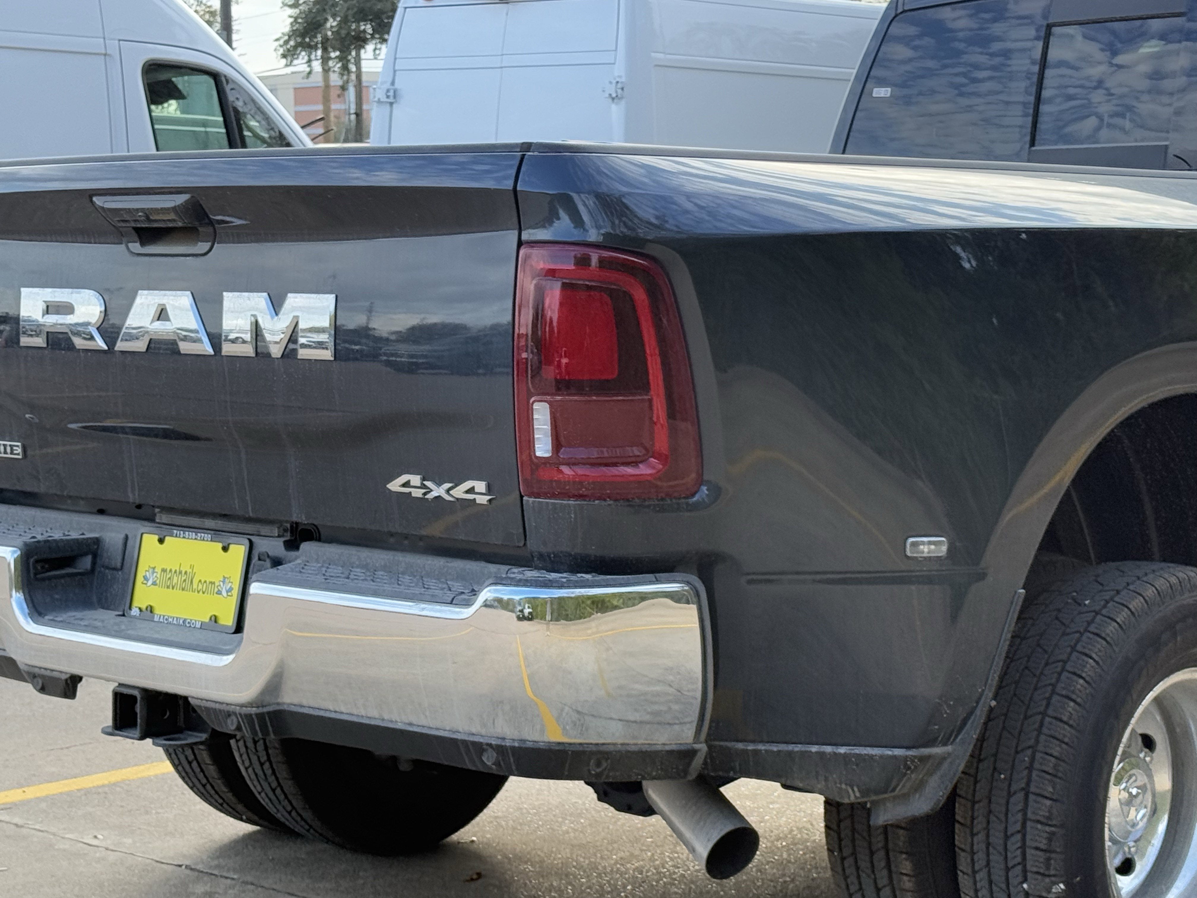 2026 RAM 3500 LARAMIE