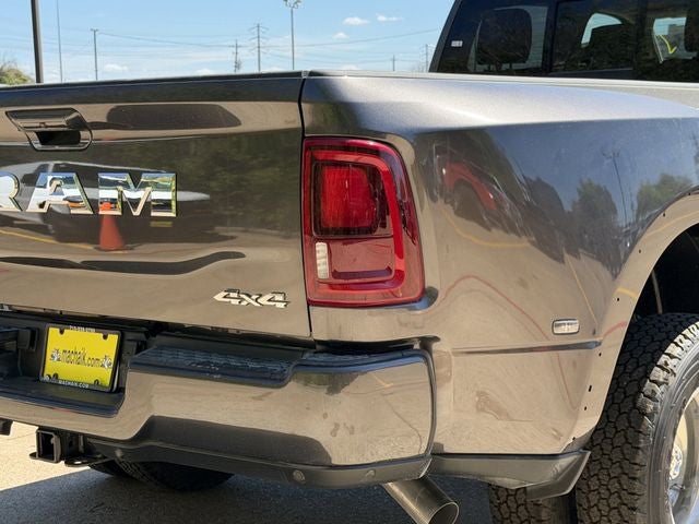 2026 RAM 3500 RAM 3500 LIMITED LONGHORN CREW CAB 4X4 8' BOX