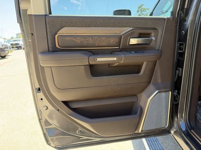 2026 RAM 3500 RAM 3500 LIMITED LONGHORN CREW CAB 4X4 8' BOX