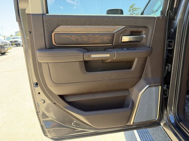 2026 RAM 3500 RAM 3500 LIMITED LONGHORN CREW CAB 4X4 8' BOX