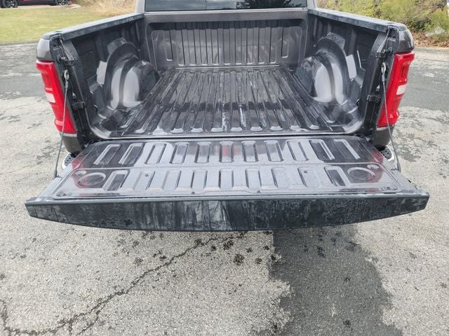 2026 RAM 1500 BIG HORN CREW CAB 4X2 5'7' BOX