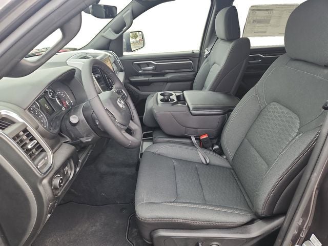 2026 RAM 1500 BIG HORN CREW CAB 4X2 5'7' BOX