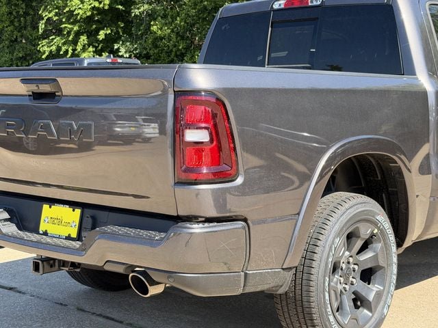 2026 RAM 1500 BIG HORN CREW CAB 4X2 5'7' BOX