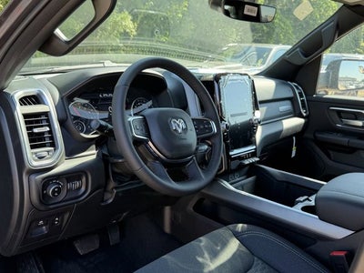 2026 RAM 1500 BIG HORN CREW CAB 4X2 5'7' BOX