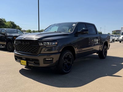 2026 RAM 1500 BIG HORN CREW CAB 4X2 5'7' BOX