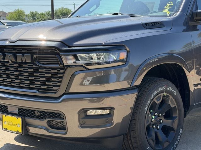 2026 RAM 1500 BIG HORN CREW CAB 4X2 5'7' BOX