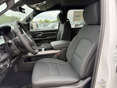 2026 RAM 1500 BIG HORN CREW CAB 4X2 5'7' BOX