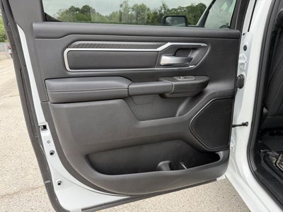 2026 RAM 1500 BIG HORN CREW CAB 4X2 5'7' BOX
