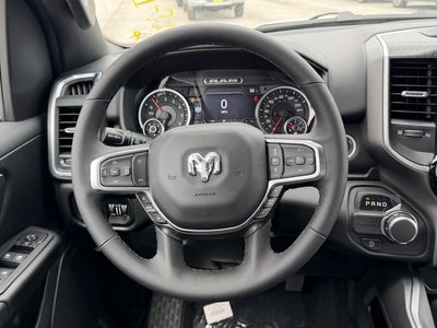 2026 RAM 1500 BIG HORN CREW CAB 4X2 5'7' BOX