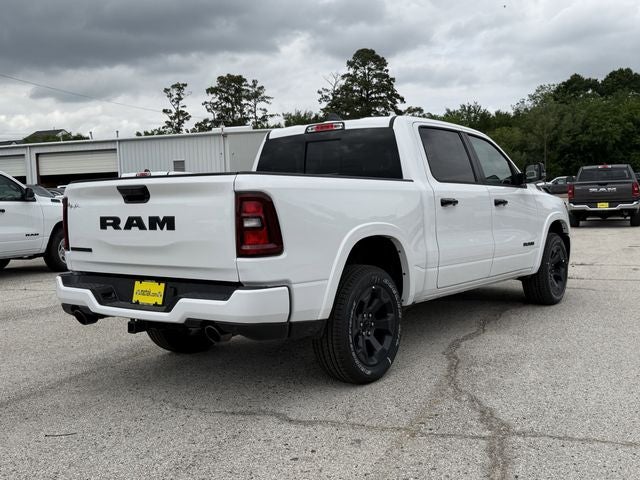 2026 RAM 1500 BIG HORN CREW CAB 4X2 5'7' BOX
