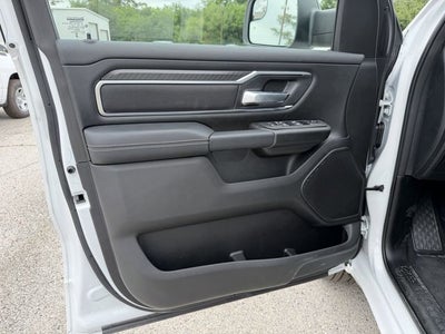 2026 RAM 1500 BIG HORN CREW CAB 4X2 5'7' BOX