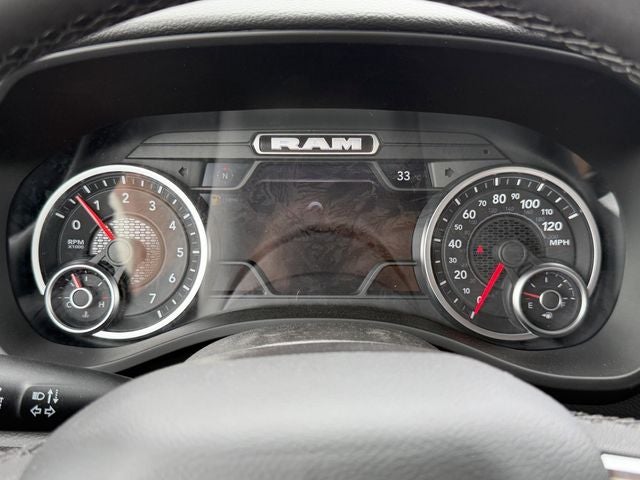 2026 RAM 1500 BIG HORN CREW CAB 4X2 5'7' BOX