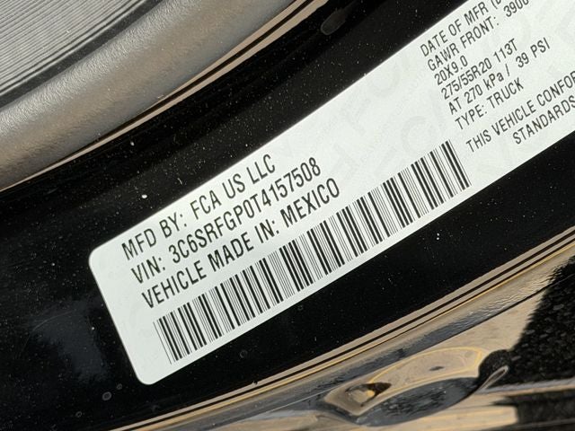 2026 RAM 1500 EXPRESS CREW CAB 4X4 5'7' BOX