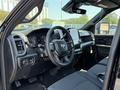 2026 RAM 2500 BLACK EXPRESS CREW CAB 4X4 6'4' BOX