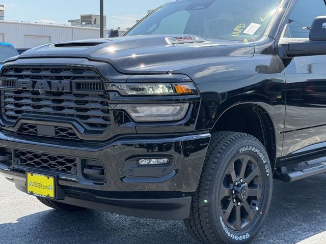 2026 RAM 2500 BLACK EXPRESS CREW CAB 4X4 6'4' BOX