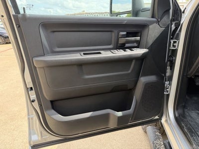 2026 RAM 2500 BLACK EXPRESS CREW CAB 4X4 6'4' BOX