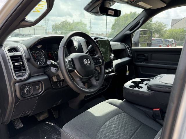 2026 RAM 2500 BLACK EXPRESS CREW CAB 4X4 6'4' BOX