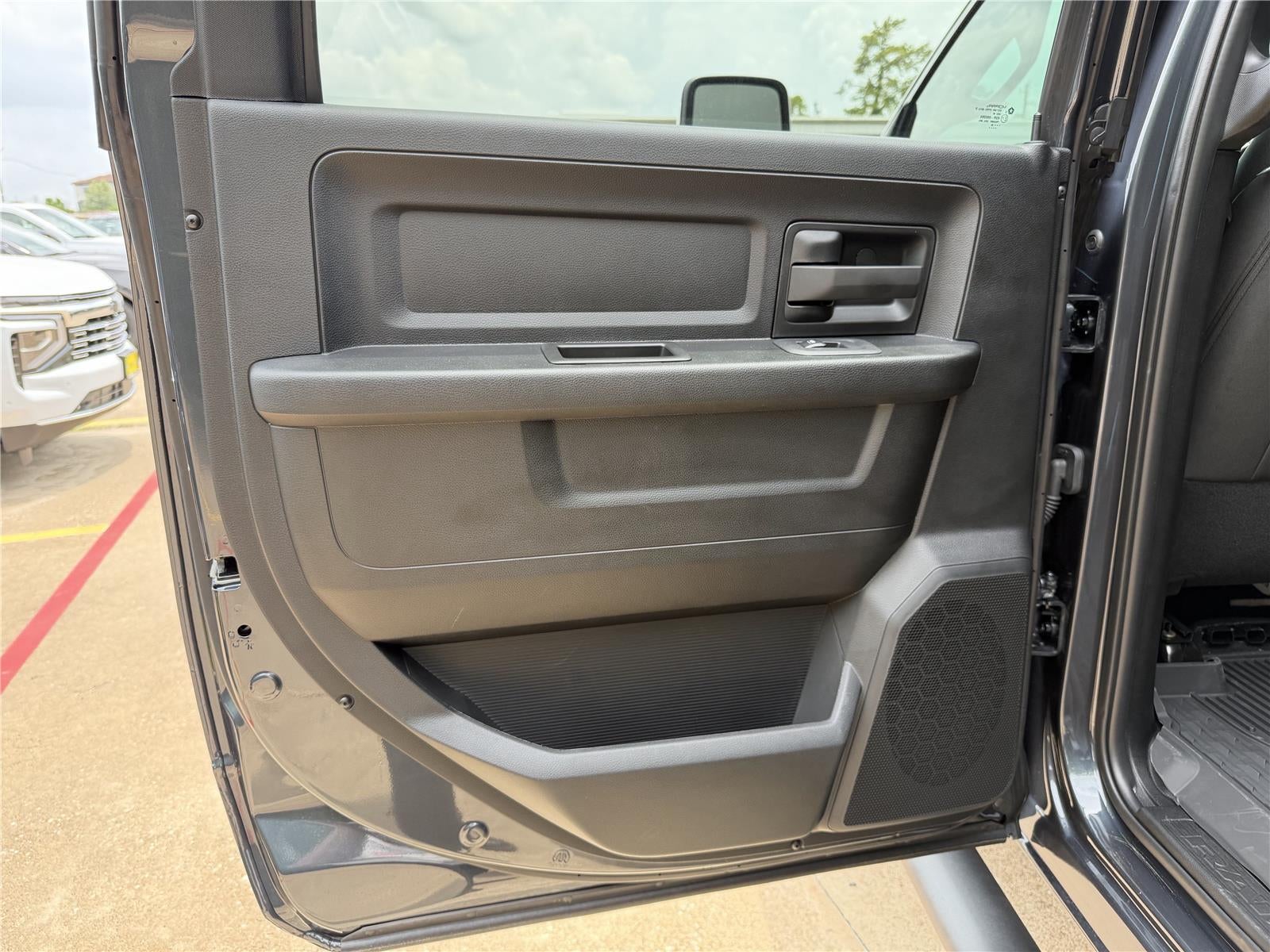 2026 RAM 2500 Black Express