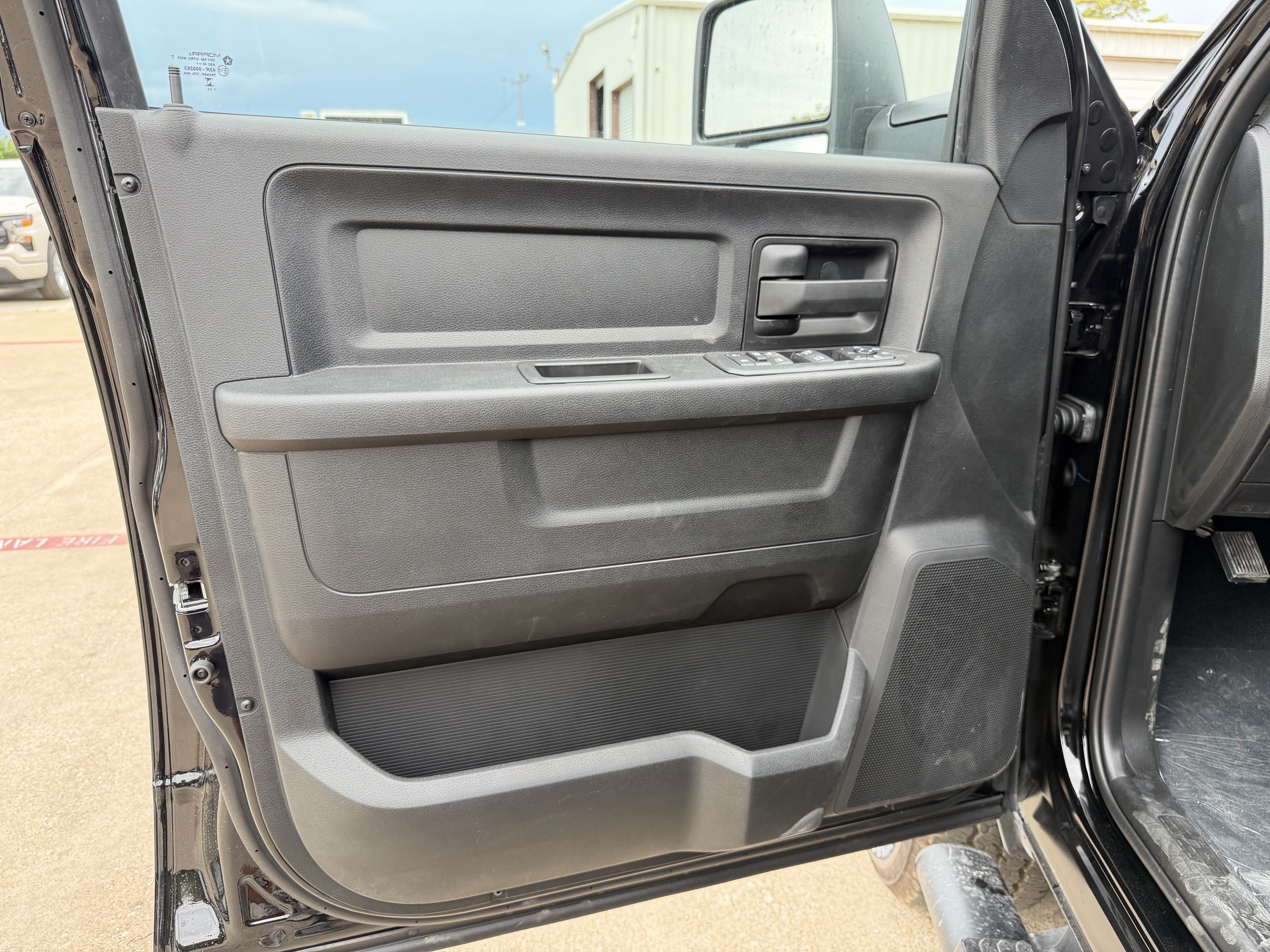 2026 RAM 2500 Black Express