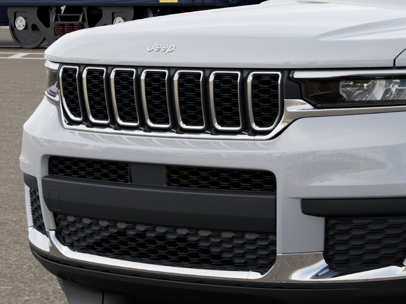 2026 Jeep Grand Cherokee L GRAND CHEROKEE L LAREDO X 4X2