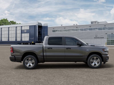 2026 RAM 1500 EXPRESS CREW CAB 4X4 5'7' BOX