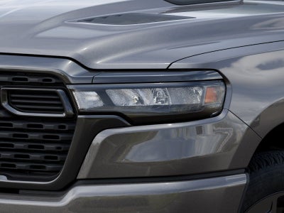 2026 RAM 1500 EXPRESS CREW CAB 4X4 5'7' BOX