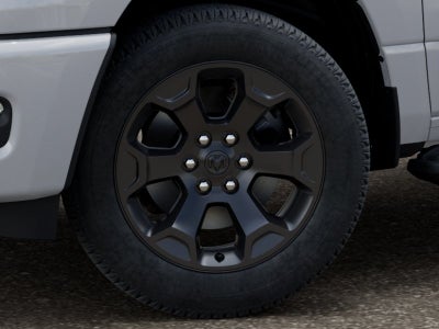 2026 RAM 1500 EXPRESS CREW CAB 4X4 5'7' BOX