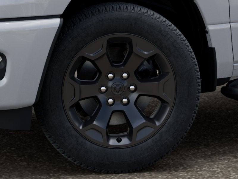 2026 RAM 1500 EXPRESS CREW CAB 4X4 5'7' BOX
