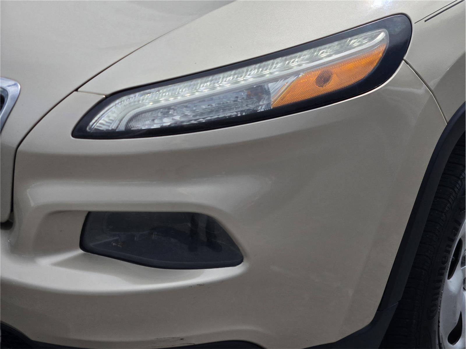 2014 Jeep Cherokee Sport