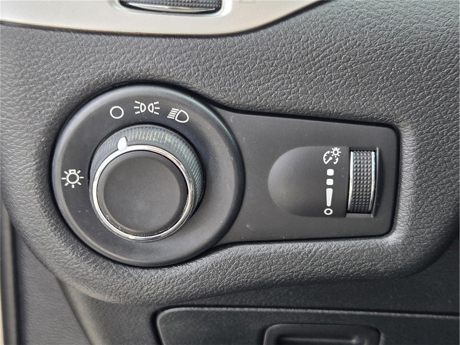 2014 Jeep Cherokee Sport