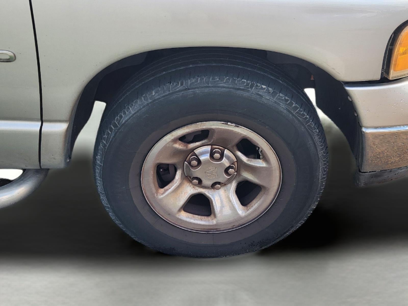 2003 Dodge RAM 1500 Base