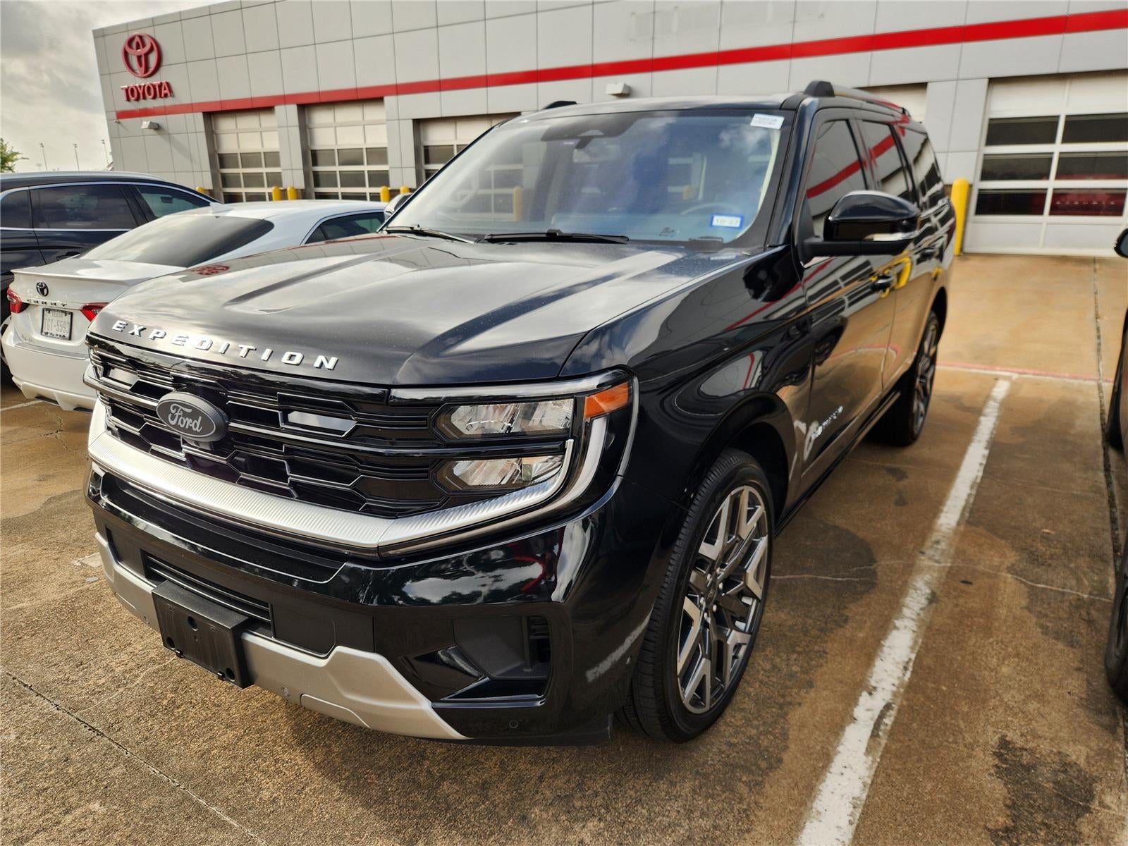 2025 Ford Expedition Platinum