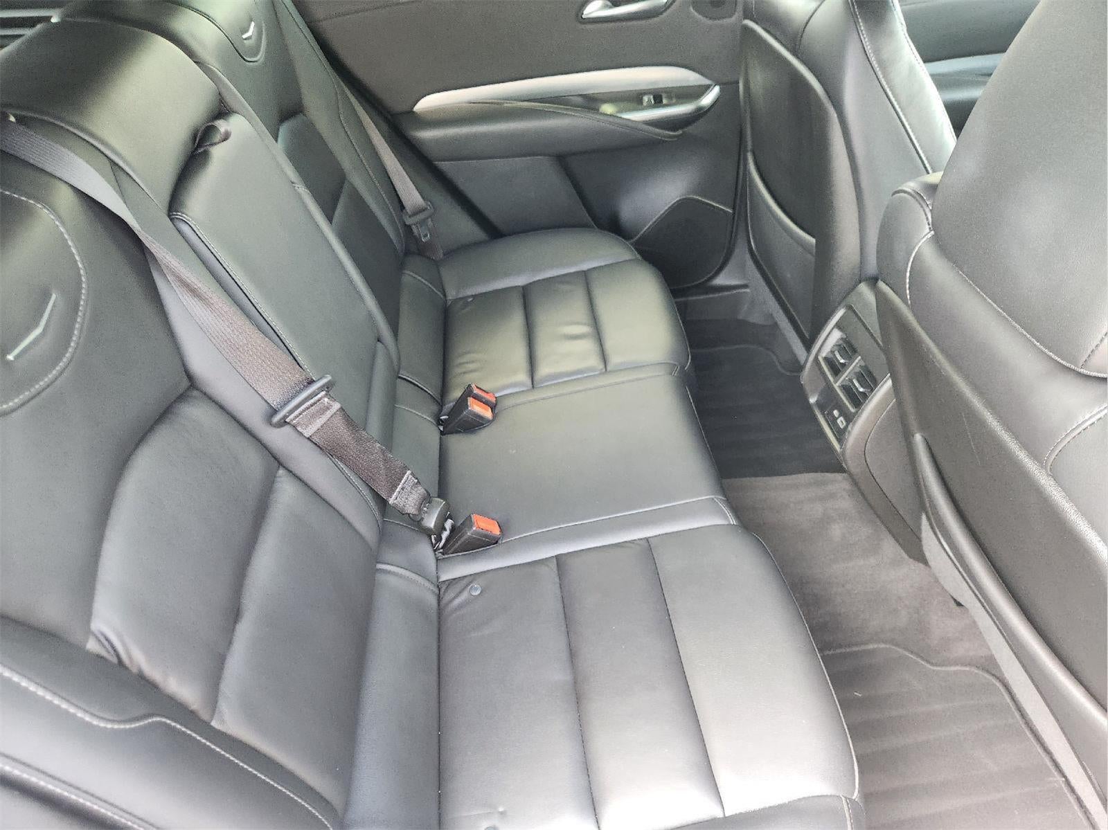2023 Cadillac Xt4 FWD Premium Luxury