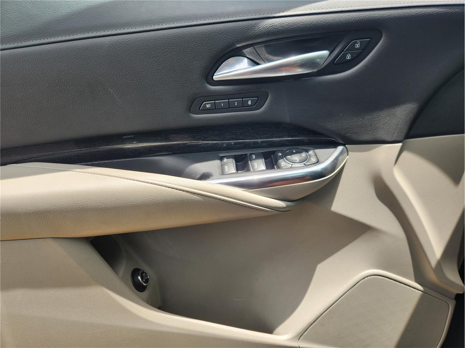 2021 Cadillac XT4 AWD Premium Luxury