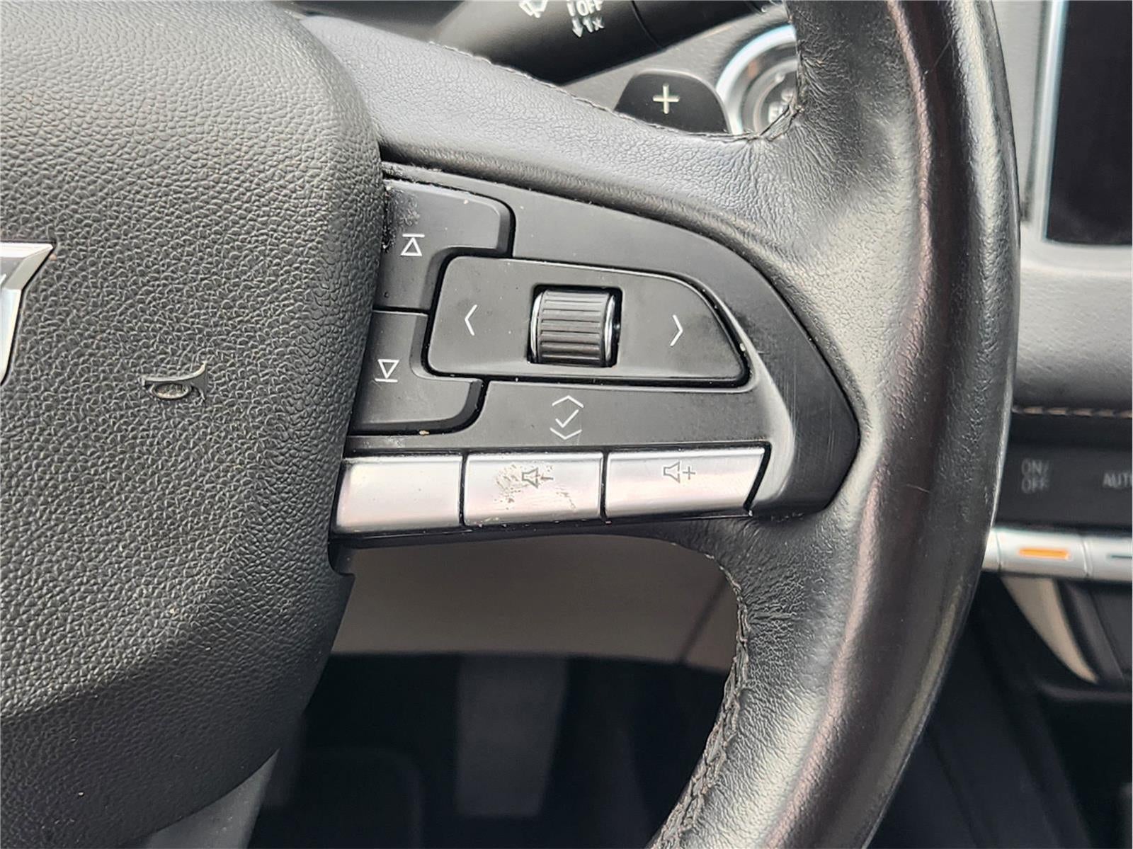 2021 Cadillac XT4 AWD Premium Luxury