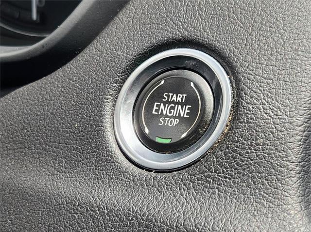 2021 Cadillac XT4 AWD Premium Luxury