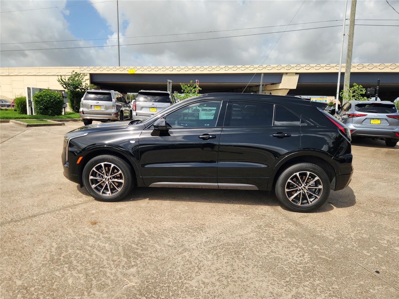 2024 Cadillac XT4 FWD Sport