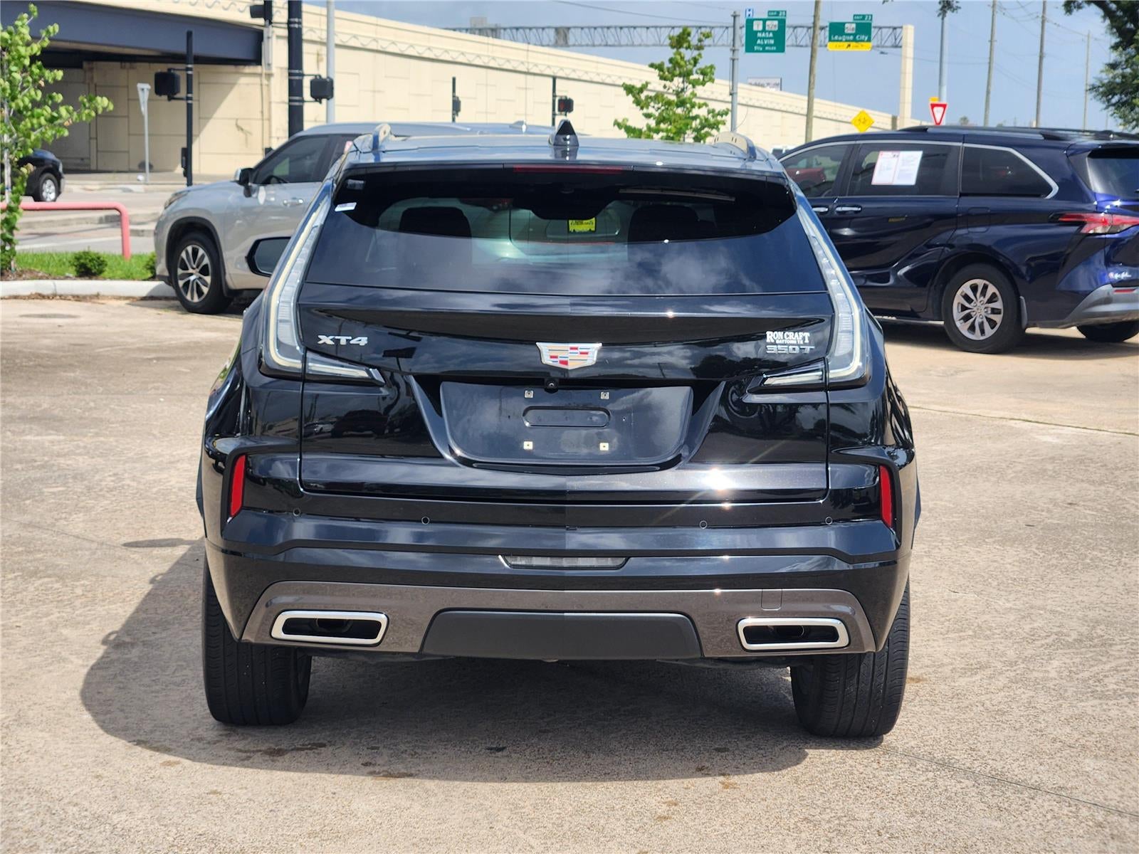 2024 Cadillac XT4 FWD Sport