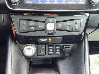 2022 Nissan LEAF SV